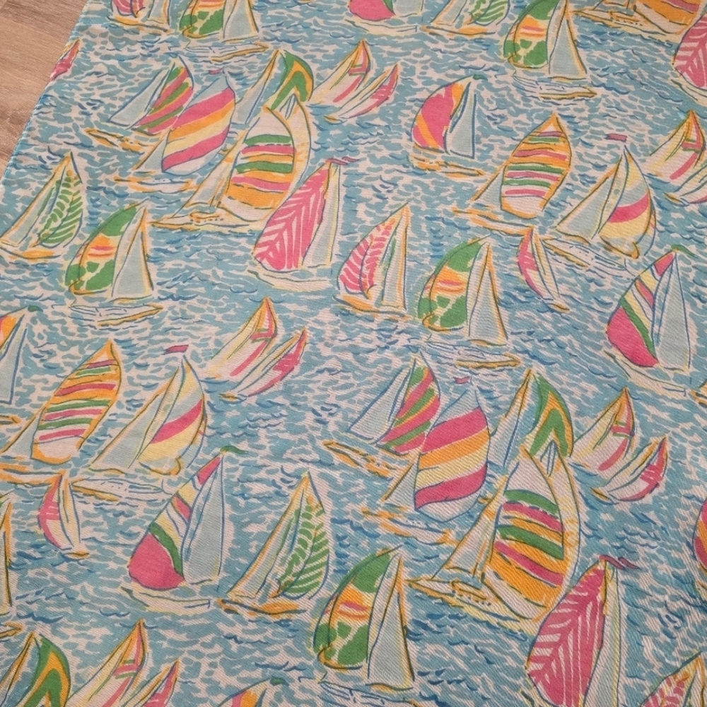inspired lilly scarf